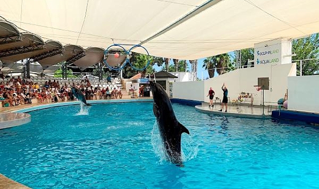 Aqualand Yunus Gösterisi